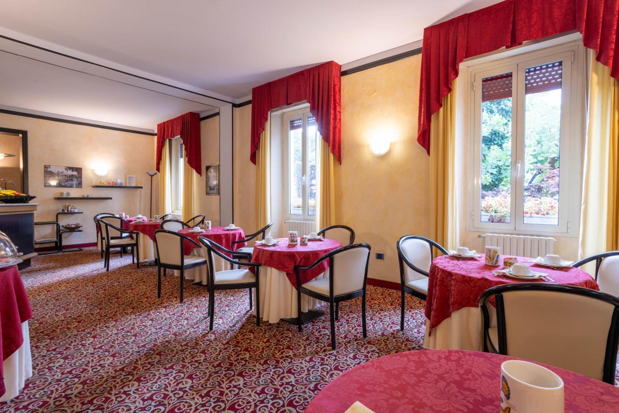 Hotel Giardinetto Desenzano del Garda Luaran gambar