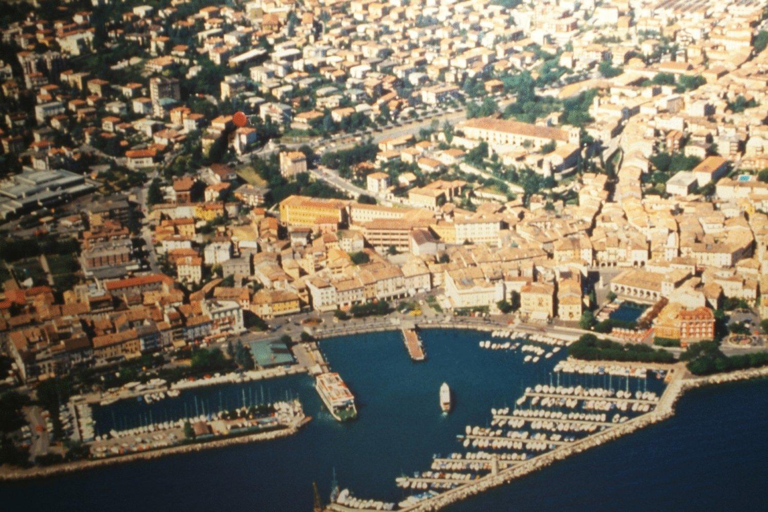 Hotel Giardinetto Desenzano del Garda Luaran gambar