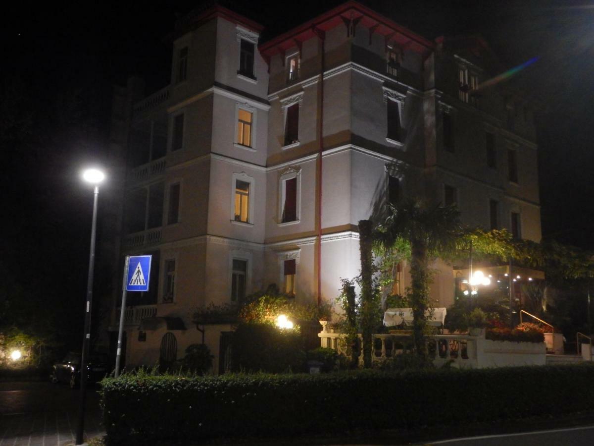 Hotel Giardinetto Desenzano del Garda Luaran gambar
